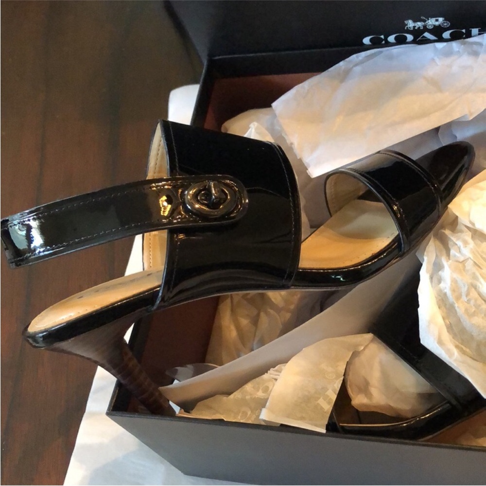 Coach Marla tapered heel twist/open close strap patent leather heels + box